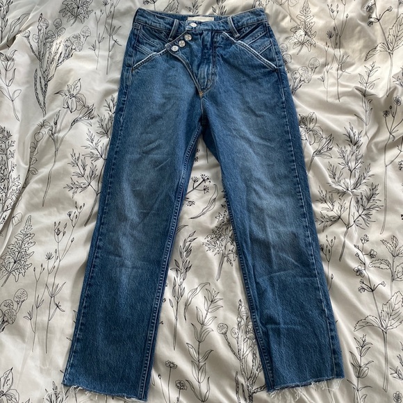 Jeans - Picture 1 of 3